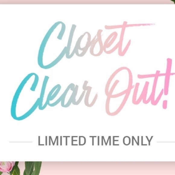 Closet Clear Out!! Read below ⬇️ - Picture 1 of 3